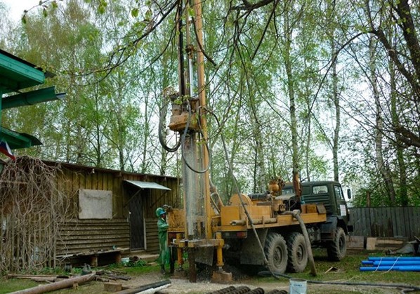 Бурение скважины на песок в Истре